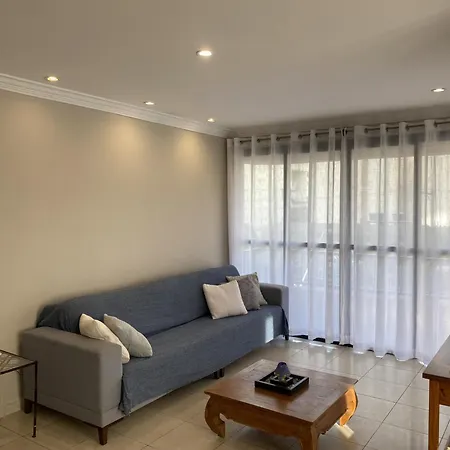 Praia da Enseada Um Por Andar-3